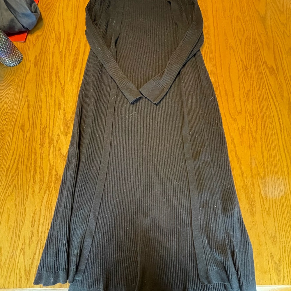 Elegant Black Ribbed Cardigan